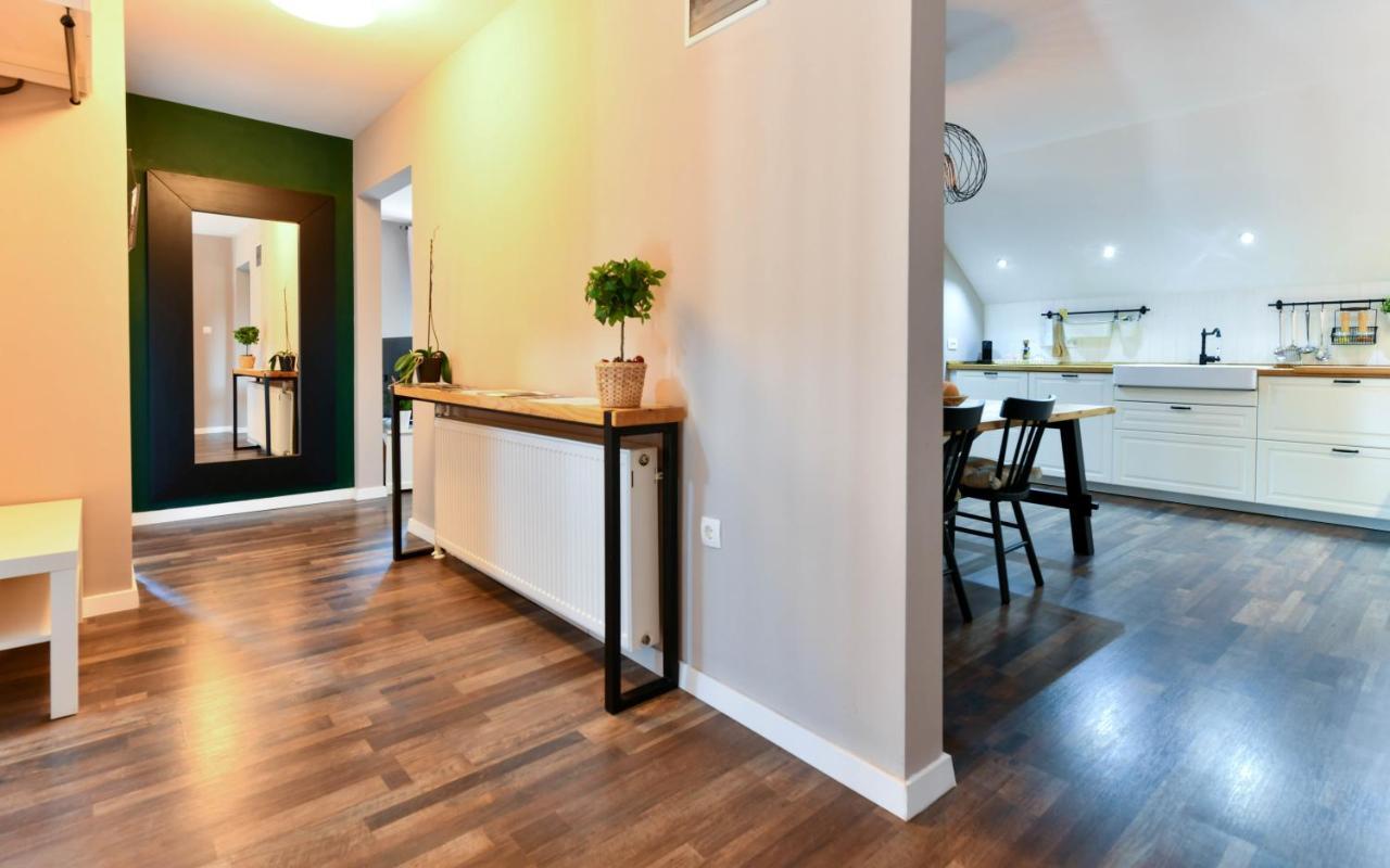 Apartment Murva Dreznik Grad Bagian luar foto
